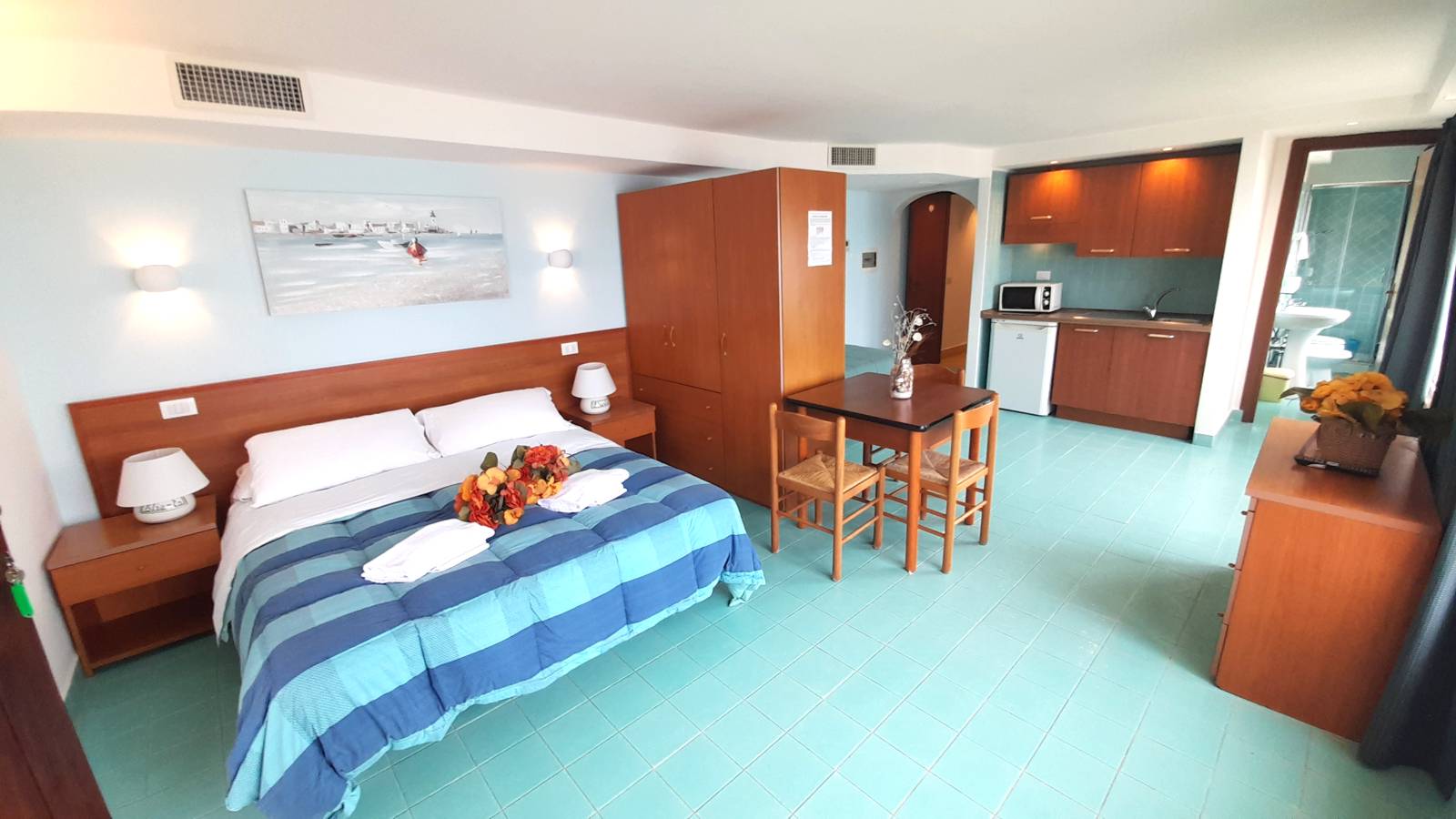 elianto_residence_anzio_appartamenti_fronte_mare_hotel_orchidea_interno_28