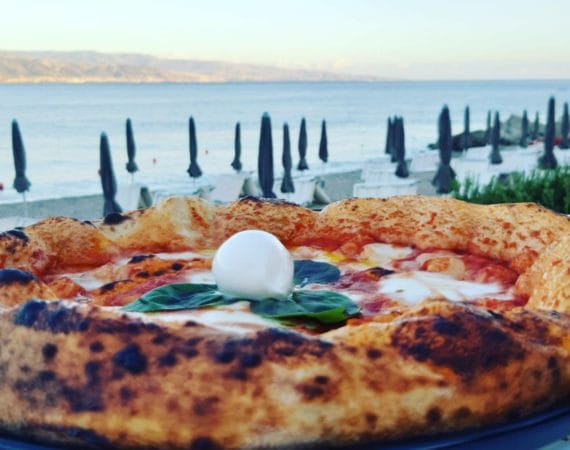 pizza_napoletana_anzio_elianto_appartamenti_fronte_mare